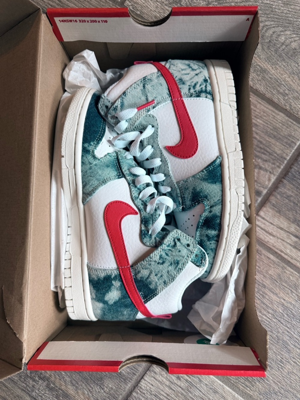 Nike Kids High-Top Sneakers in Teal Tie-Dye with Red Swoosh